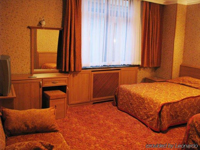Hotel Bristol Isztambul Szoba fotó